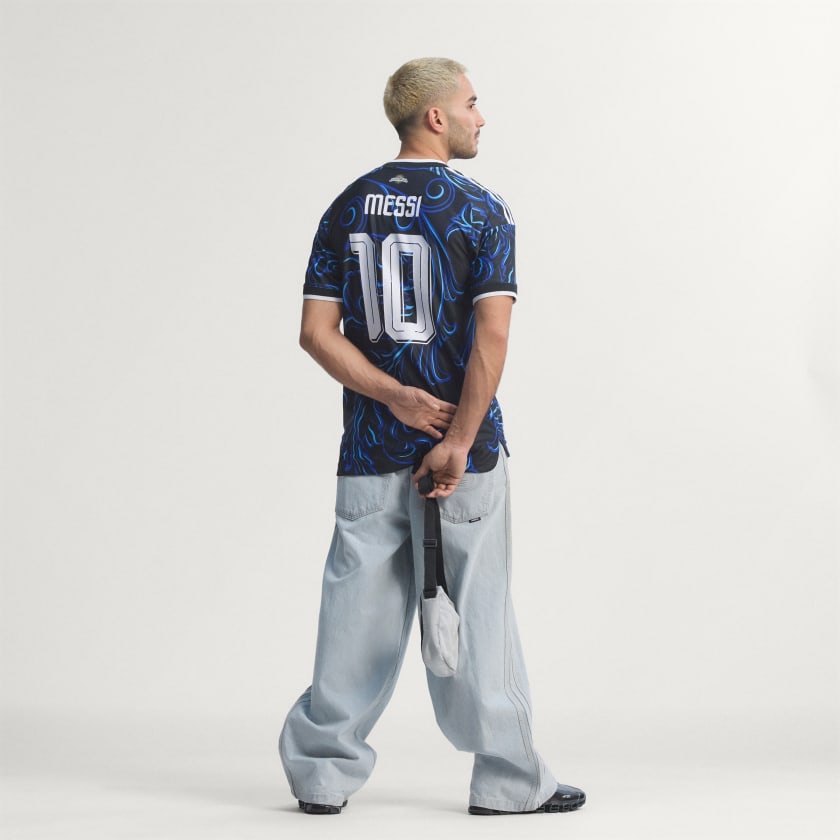 Adidas Camiseta Alternativa Selección Argentina 26 Messi Versión Jugador Black / Lucid Blue / Blue Burst